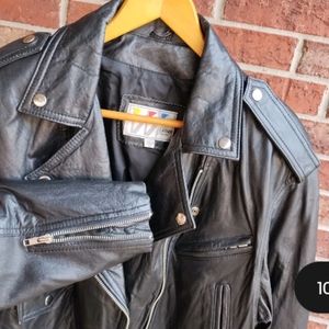 Womens M VTG Wilsons Leather Black Crop Motorcycle Biker Jacket Zip Snaps 7952